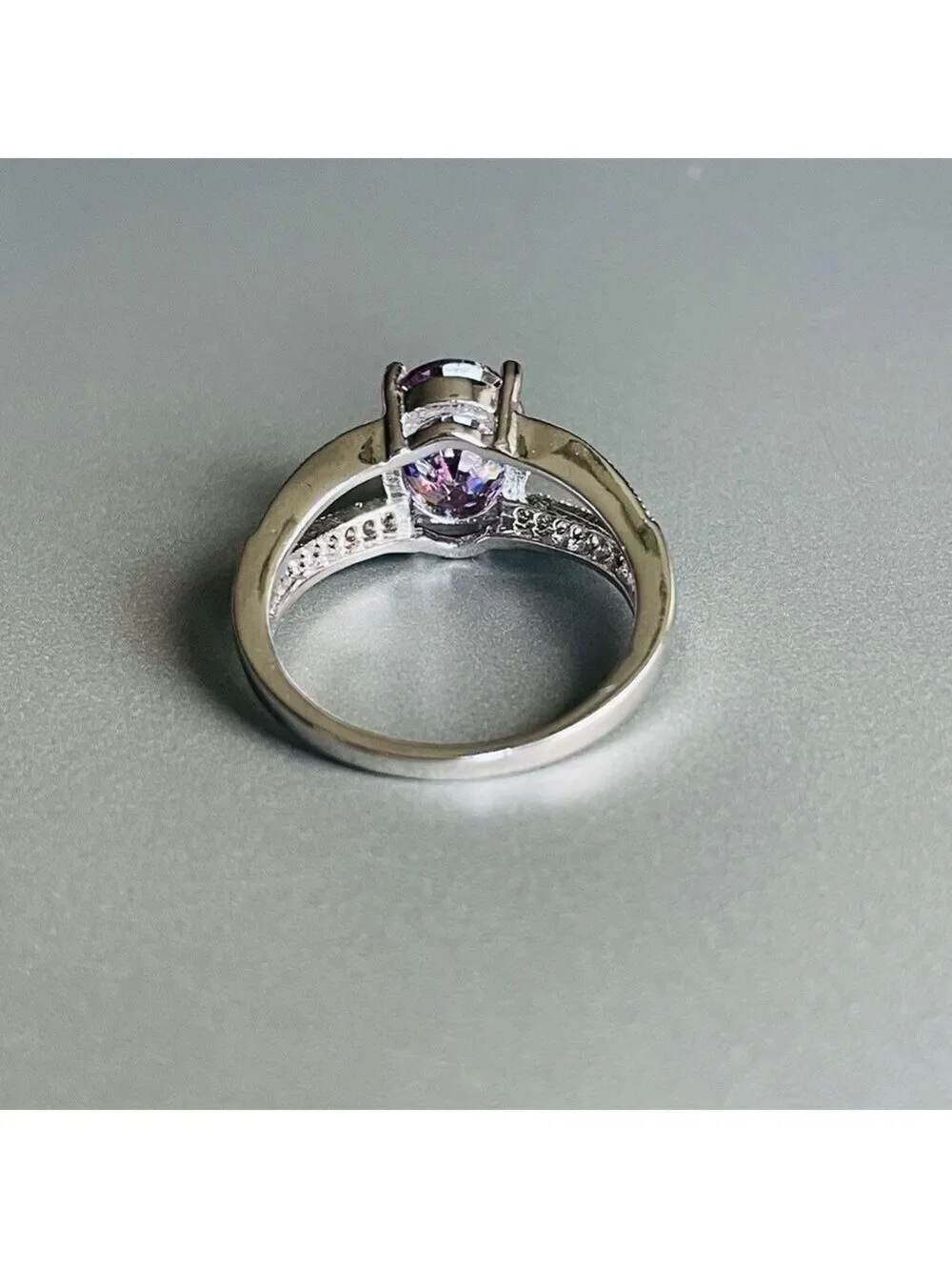 N/A lavender cubic